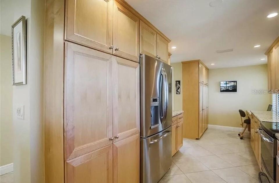 BOCA SIESTA - Residential Lease