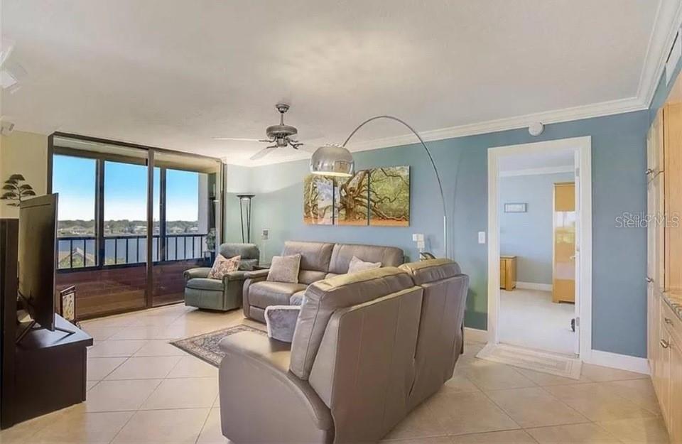 BOCA SIESTA - Residential Lease