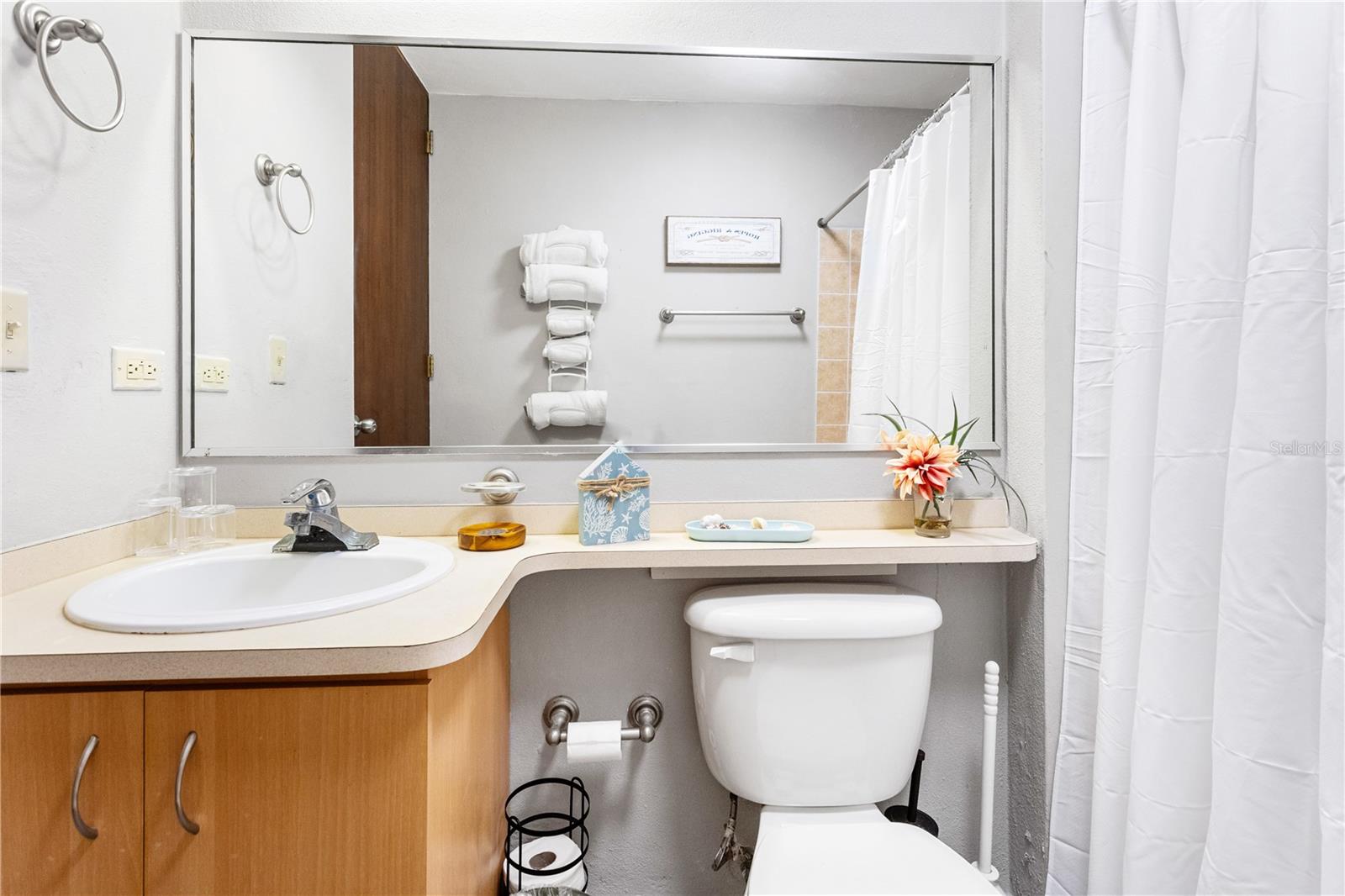 CONDOMINIO LA COSTA - Residential