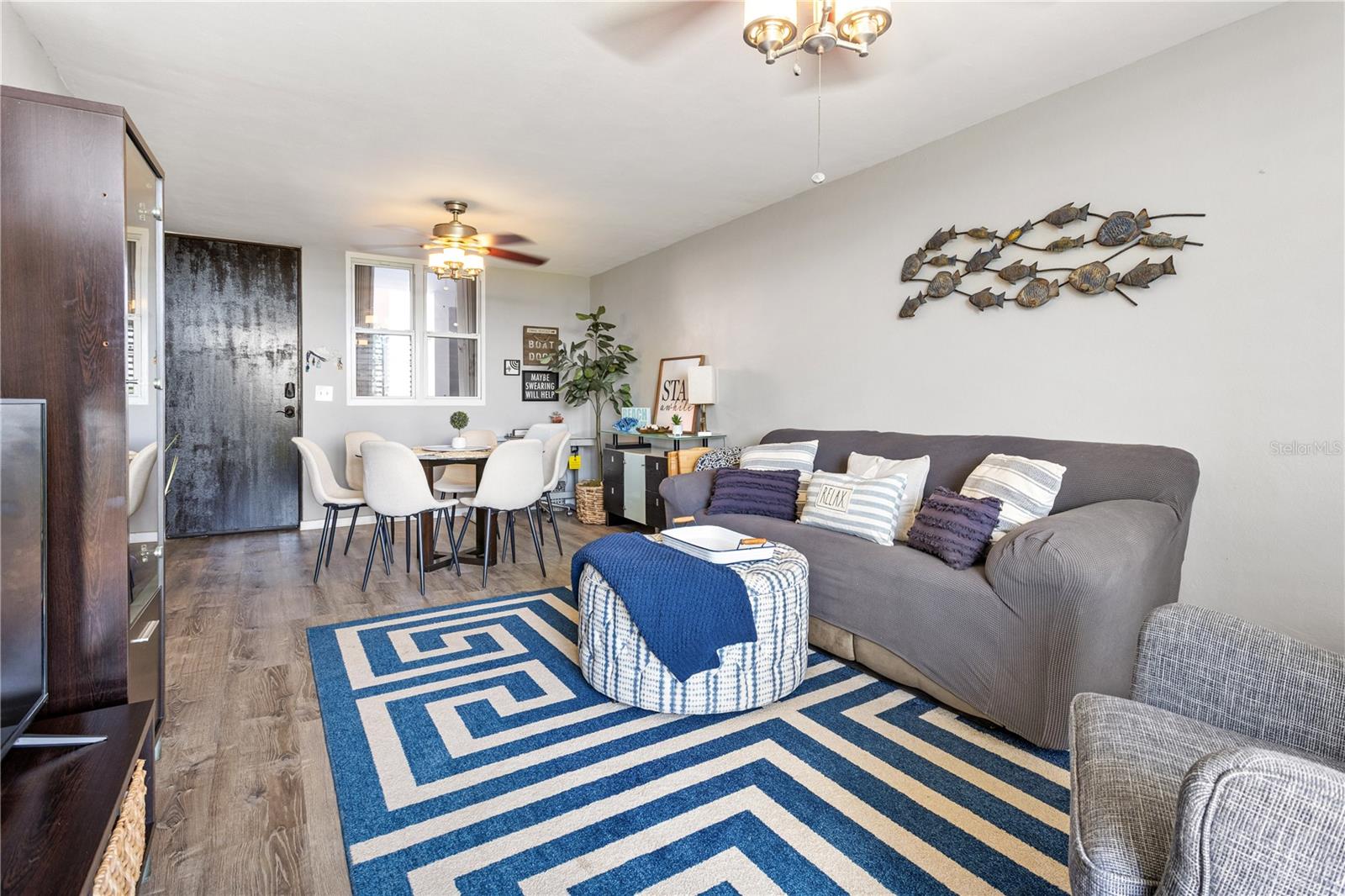 CONDOMINIO LA COSTA - Residential