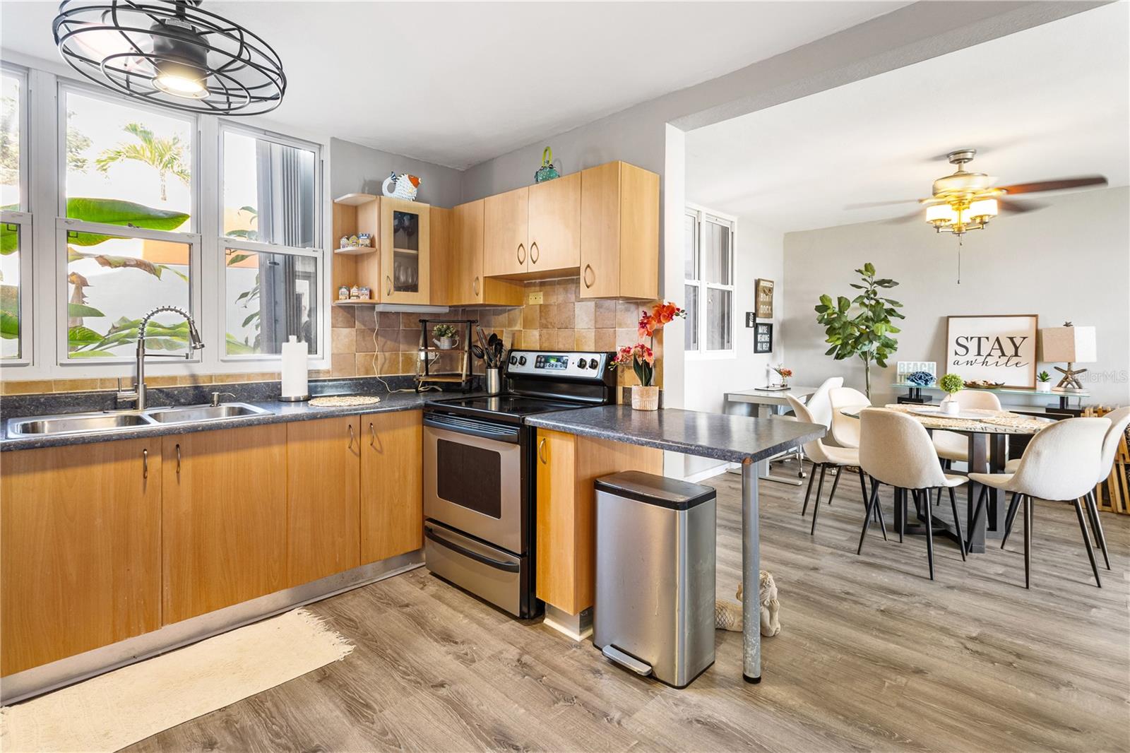 CONDOMINIO LA COSTA - Residential