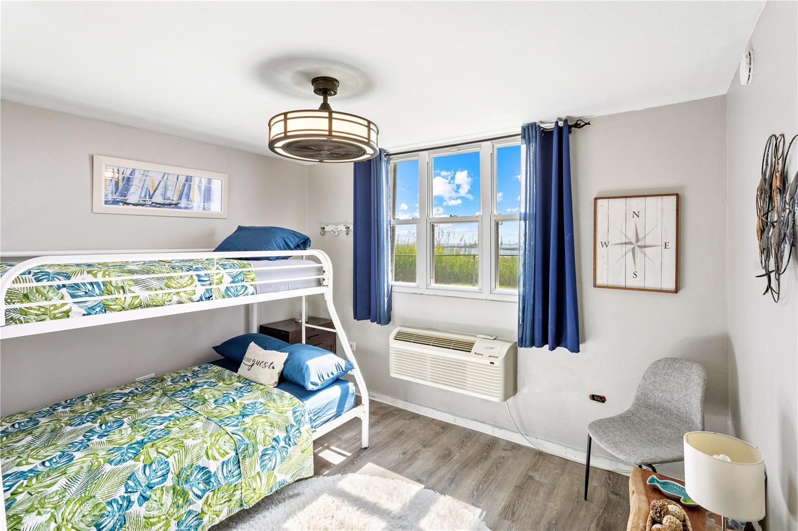 CONDOMINIO LA COSTA - Residential