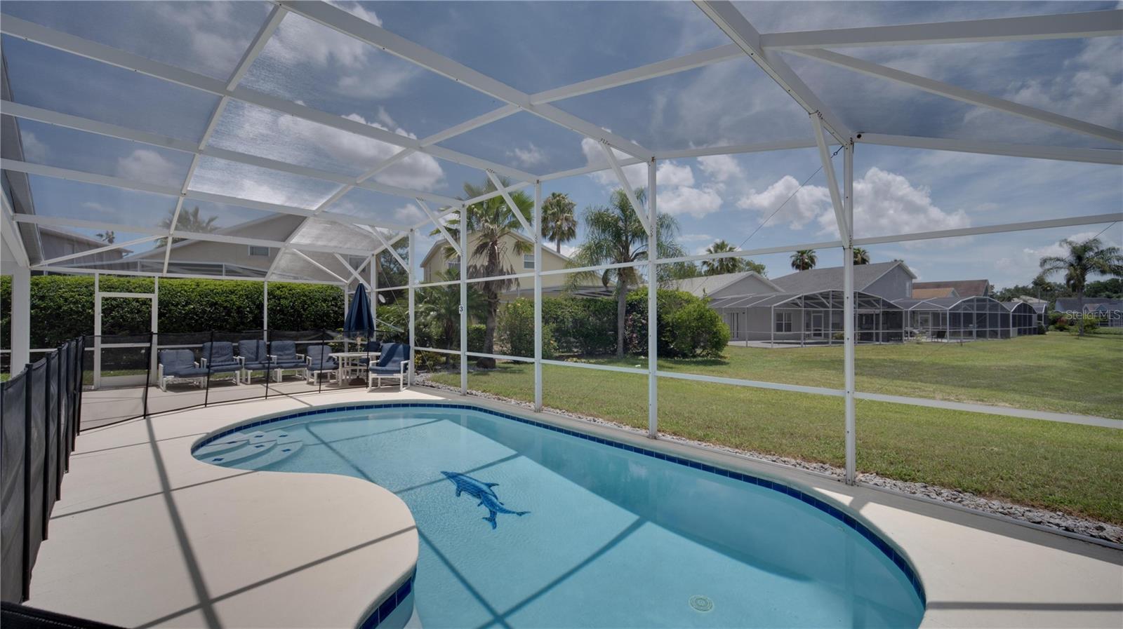 408 BLOOMINGDALE DRIVE
