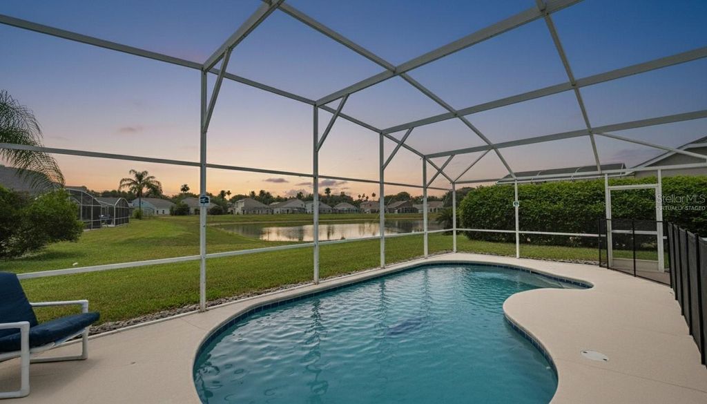 Photo of 408 Bloomingdale Drive, Davenport, FL 33897 (MLS # S5129437)