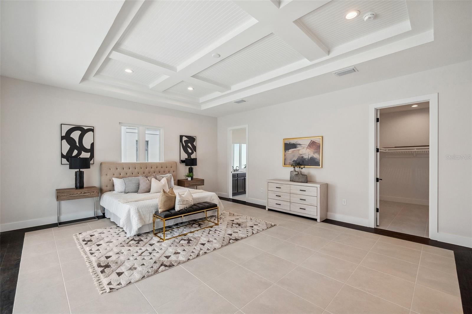 AQUA LAGOON - Residential