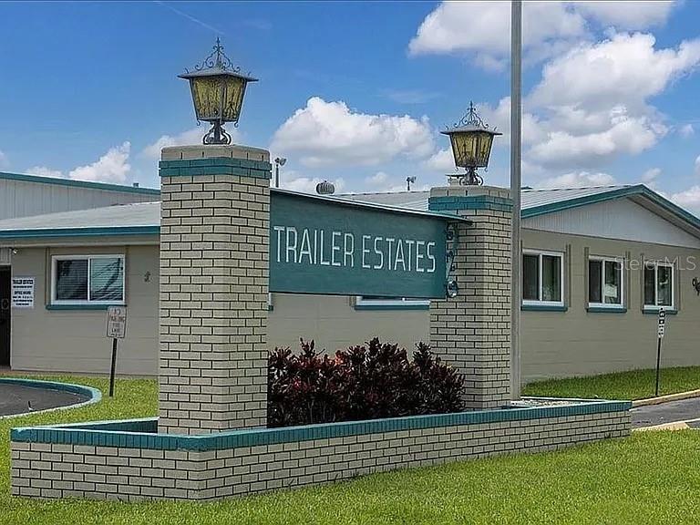 TRAILER ESTATES FOURTH ADD - Residential