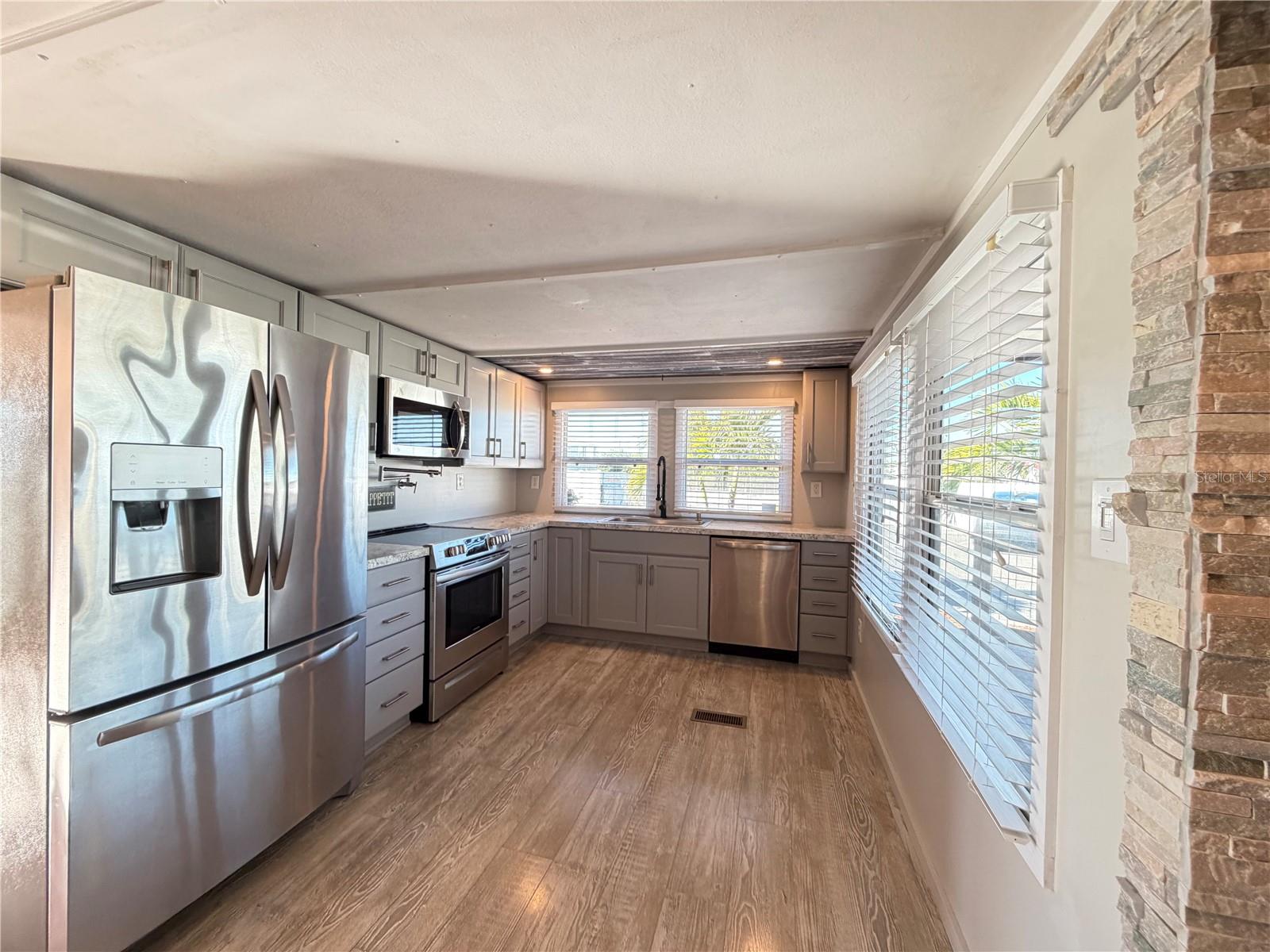 TRAILER ESTATES FOURTH ADD - Residential