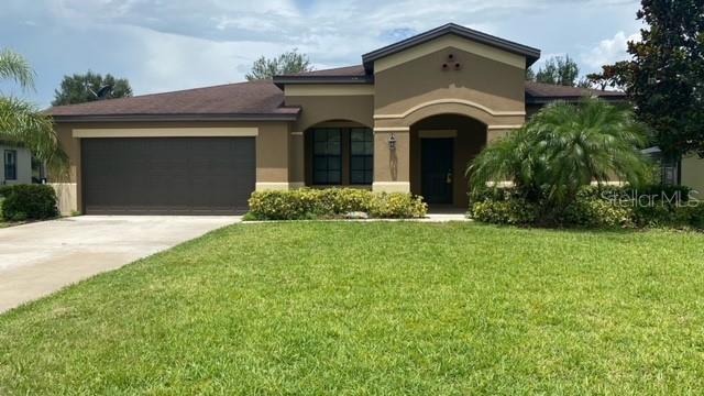 Beautiful 4 bedrooms, 3 Baths Single Family Home in a beautiful community. The 4th bedroom was a den, but the previous owners converted it into a bedroom. Split plan with a covered lanai, Ceramic tiles in the kitchen, nook, and bathrooms. Beautiful kitchen area, with granite countertops. A must see!! Home is approximately 1,906 Sq.Ft of living space.
This house is located in the Community of Foxchase in Clermont. Community features a pool and, playground. The property is close to the Clermont Landing shopping center, minutes from the Turnpike, and close to all major attractions!!