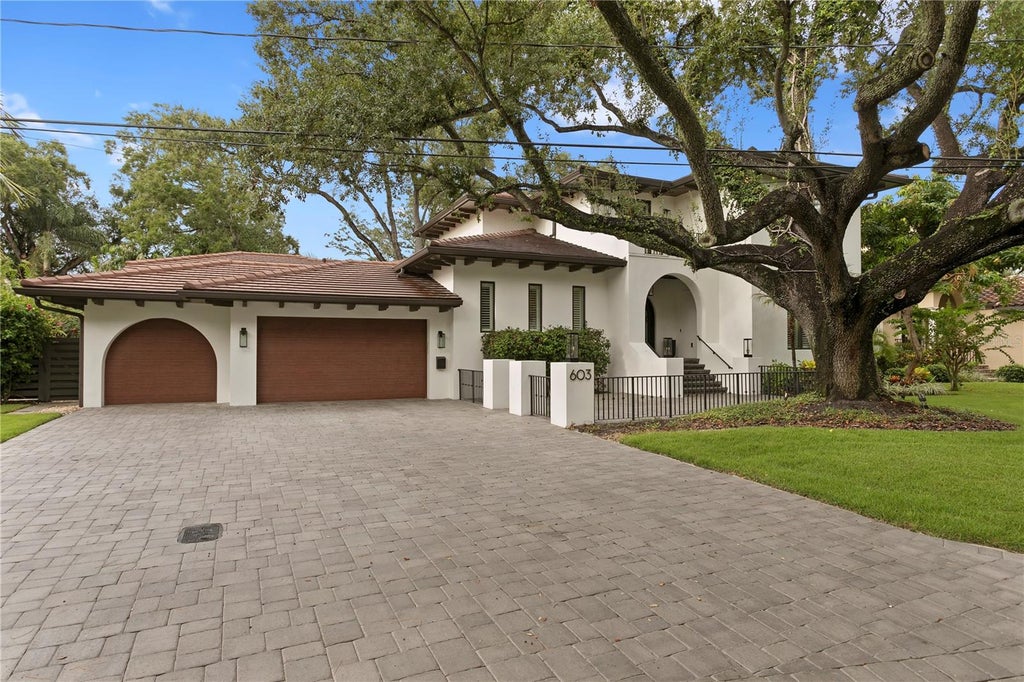 Photo of 603 Marmora Avenue, Tampa, FL 33606 (MLS # TB8547474)