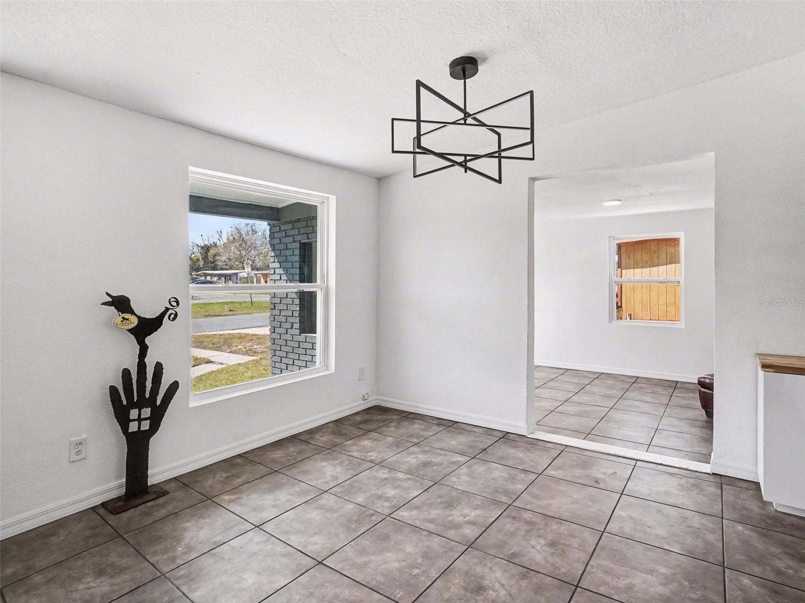 3032 TRUMAN BOULEVARD