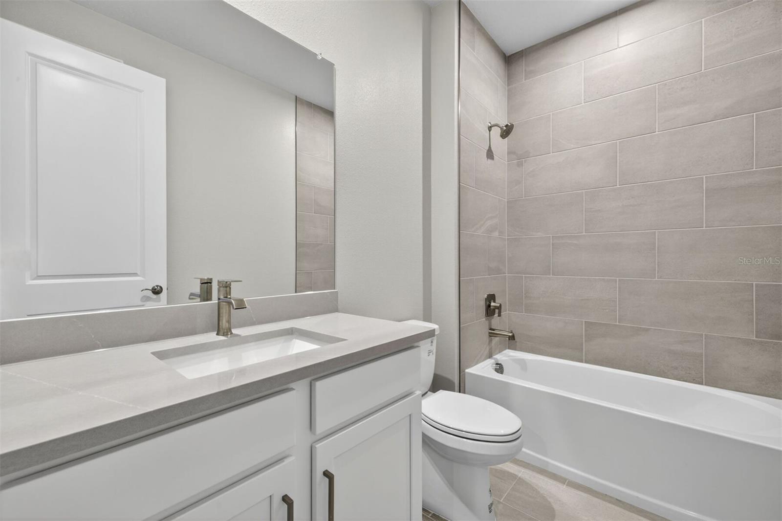 SUNSTONE LAKESIDE AT WELLEN PARK - Residential