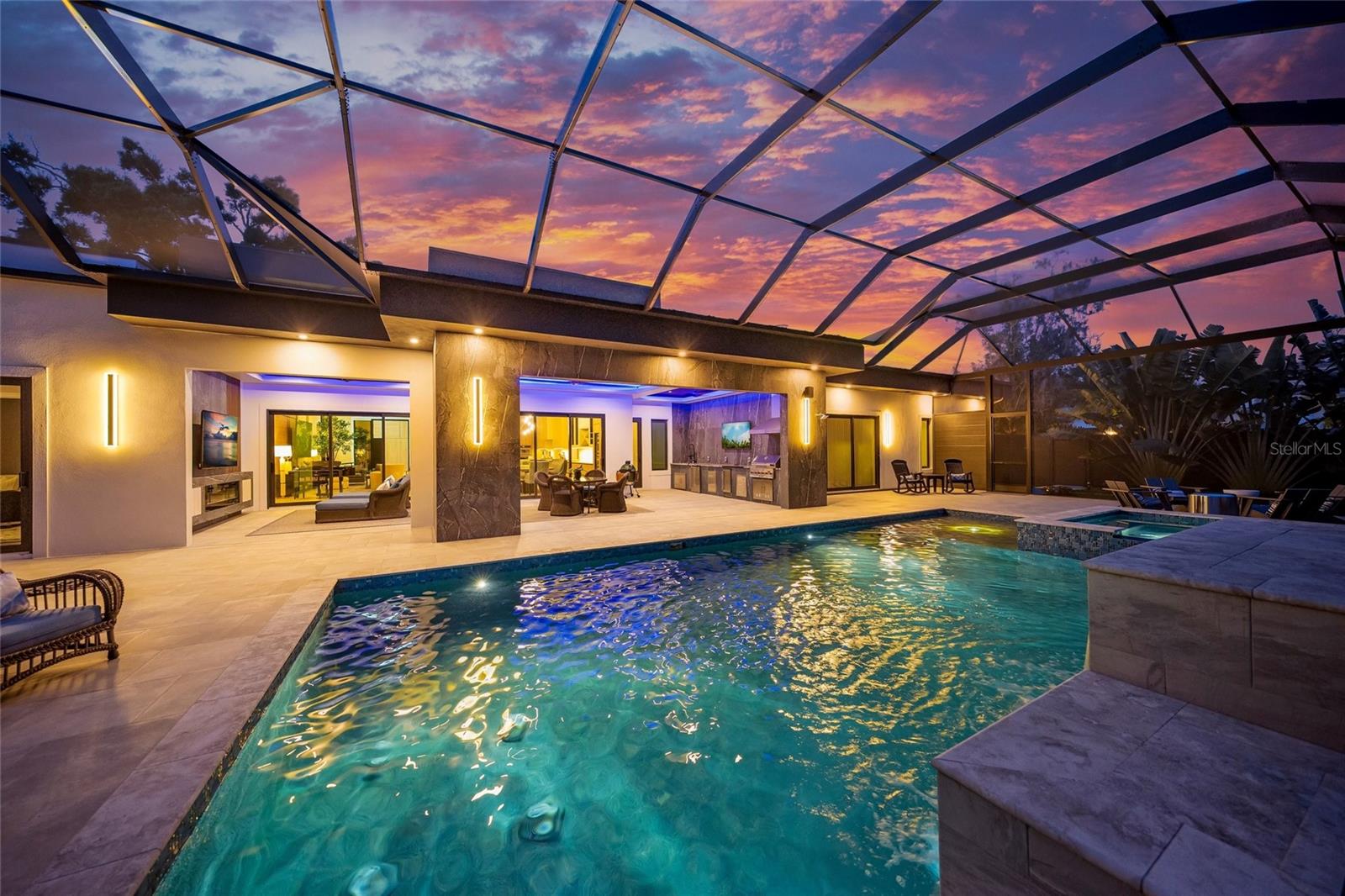 1555 EASTBROOK DRIVE