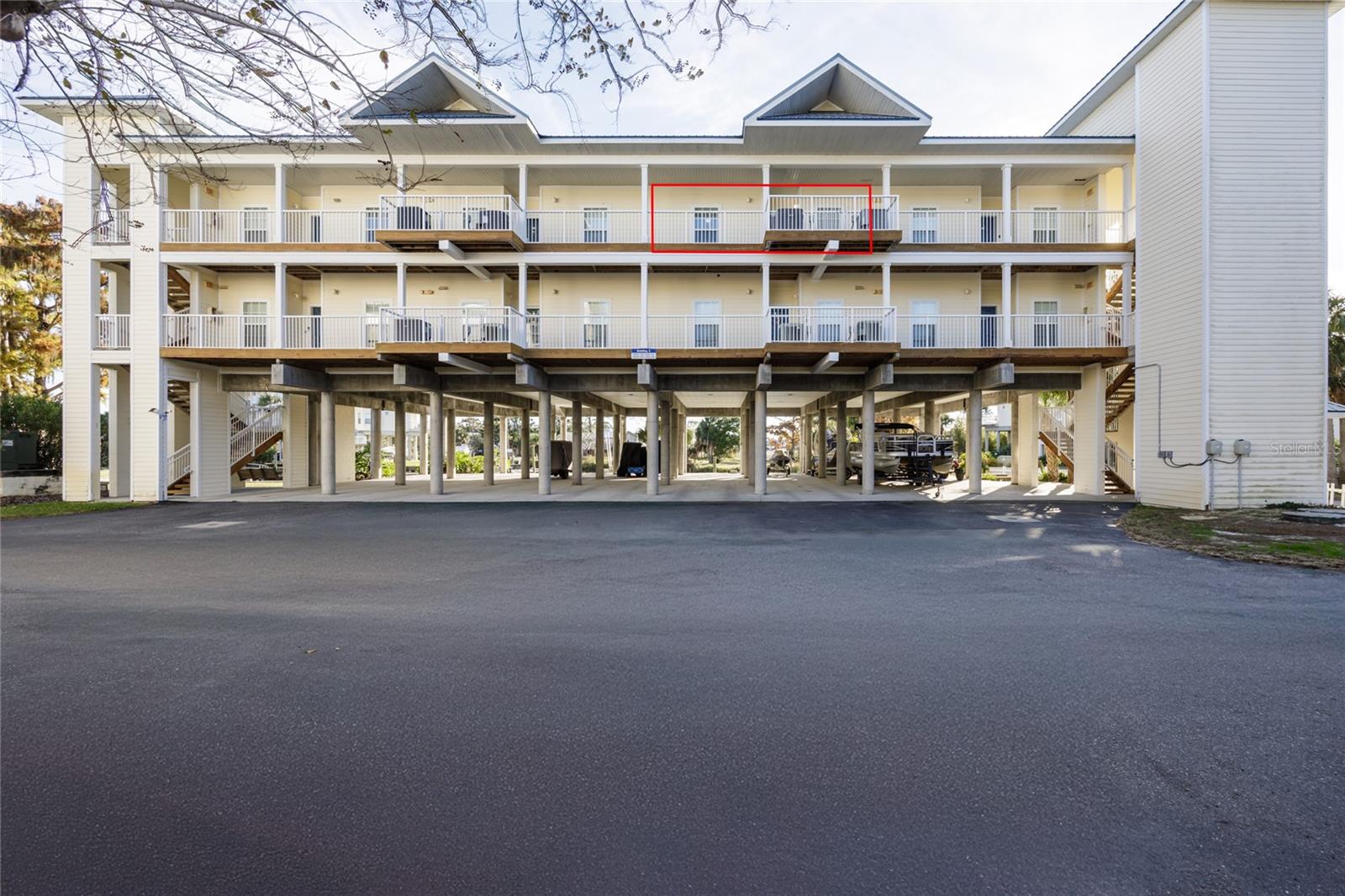 54 SE SE 910 AVENUE 210