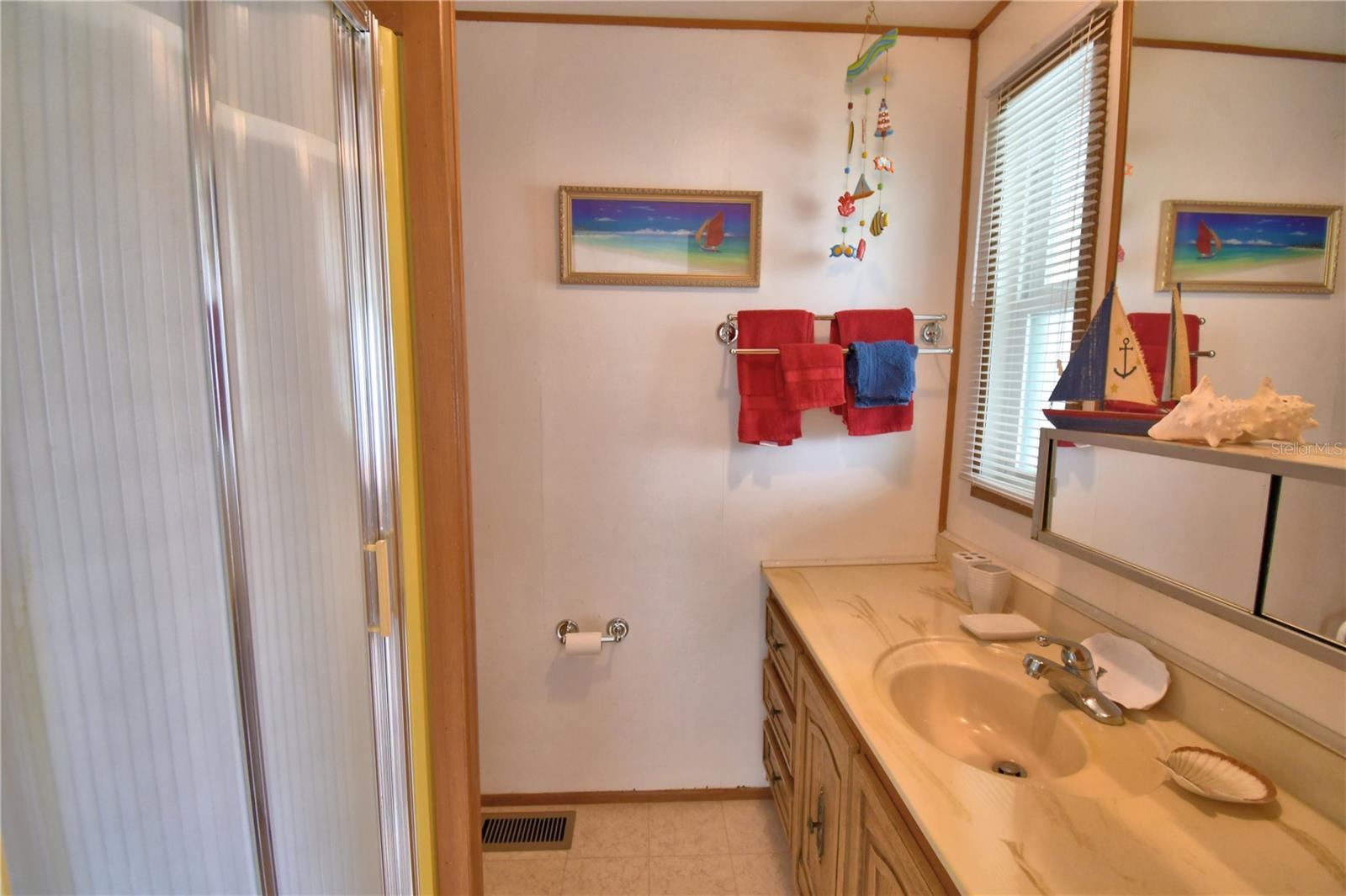 ARIANA SHORES MHP - Residential