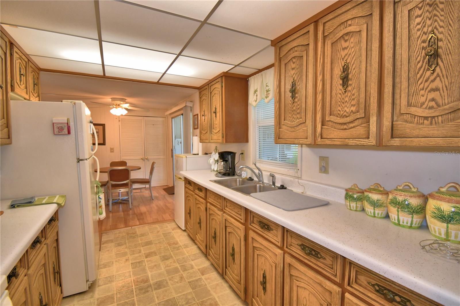 ARIANA SHORES MHP - Residential