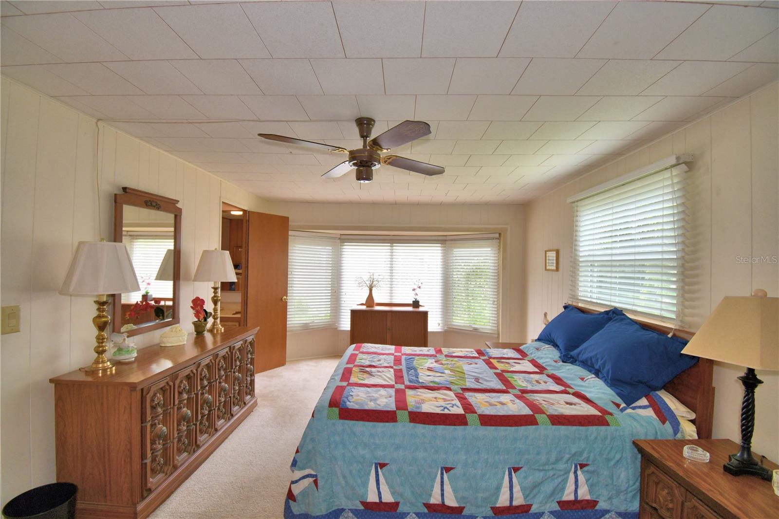 ARIANA SHORES MHP - Residential