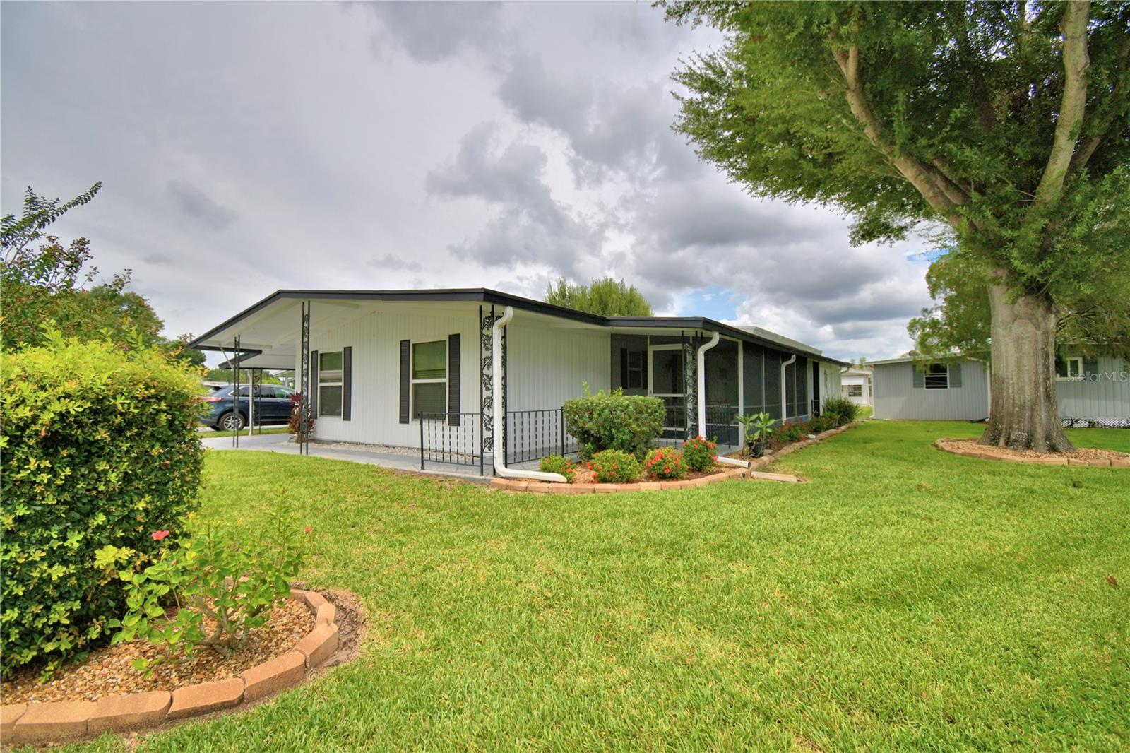 ARIANA SHORES MHP - Residential