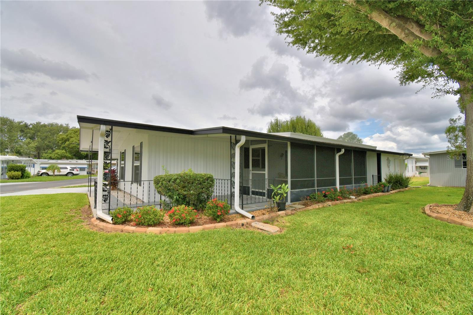 ARIANA SHORES MHP - Residential