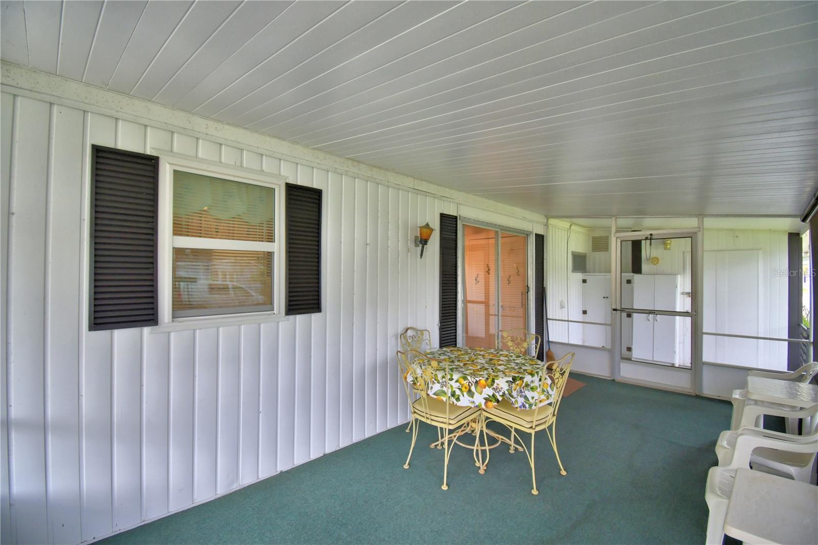 ARIANA SHORES MHP - Residential