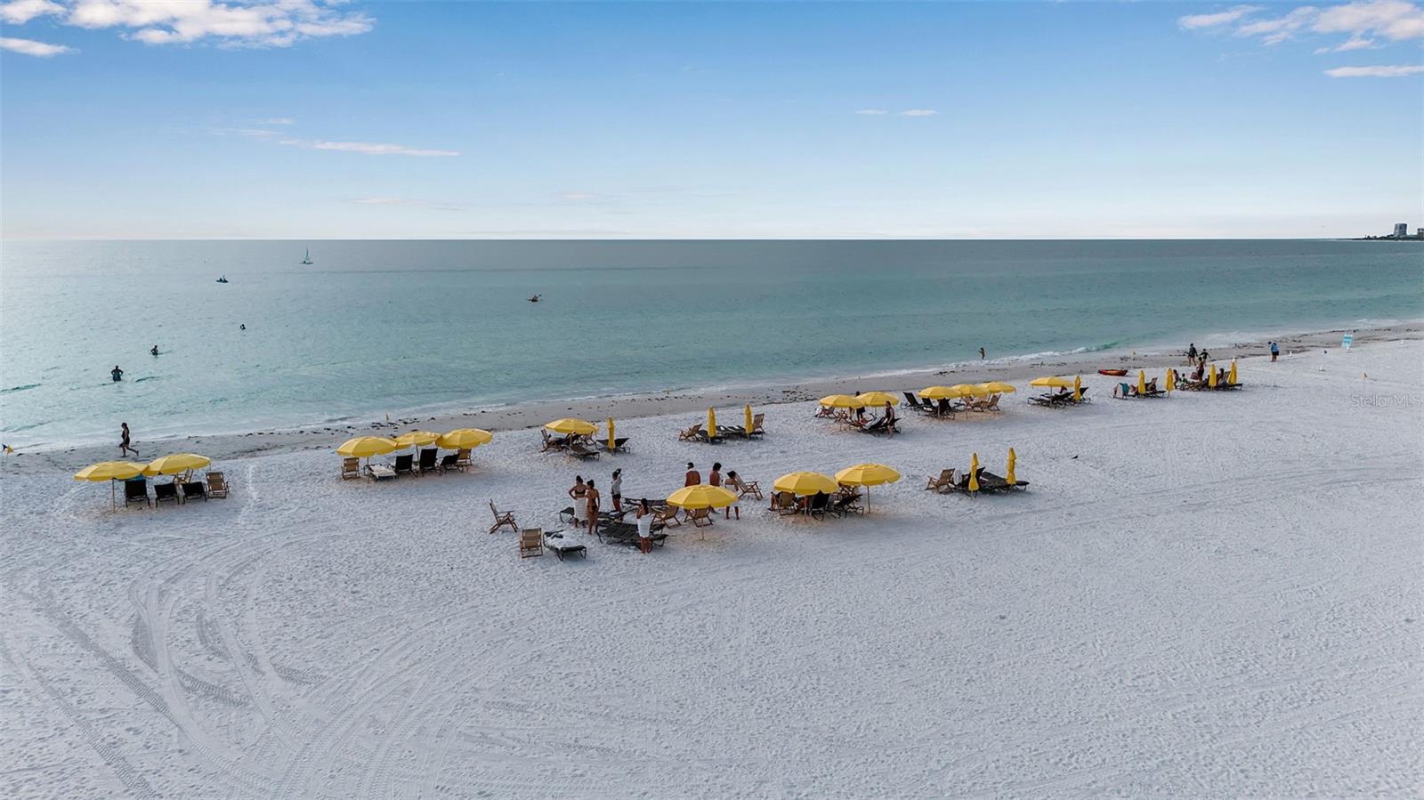 SIESTA KEY BEACH RESIDENCES - Residential