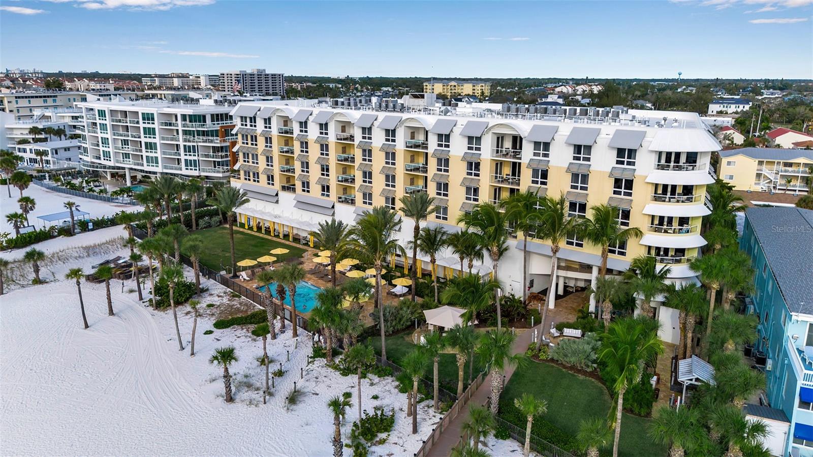 SIESTA KEY BEACH RESIDENCES - Residential