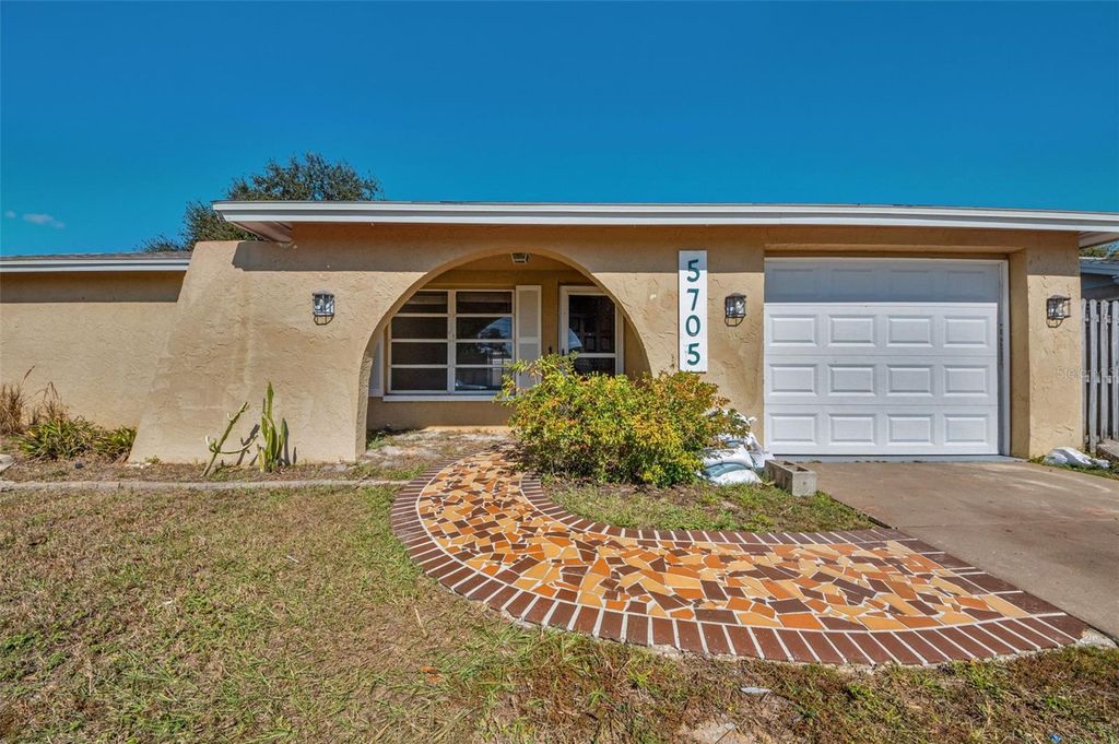 Photo of 5705 Mariposa Drive, Holiday, FL 34690 (MLS # TB8446474)