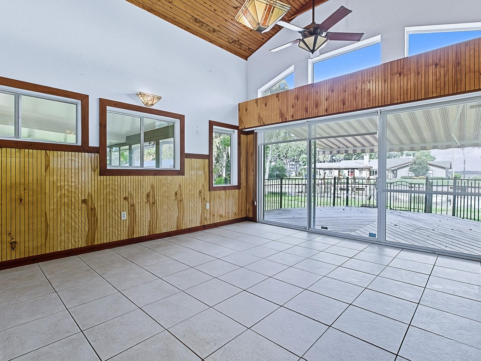 TAVARES NORTH LAKEWOOD PARK - Residential