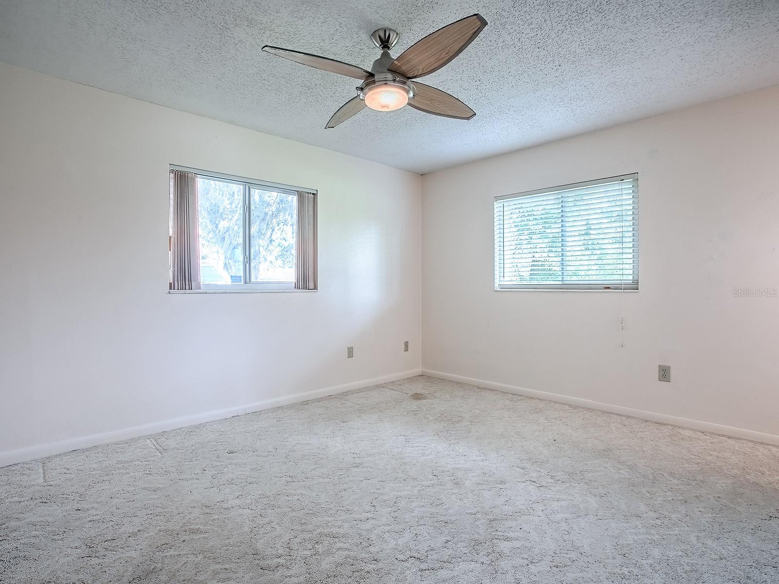 TAVARES NORTH LAKEWOOD PARK - Residential