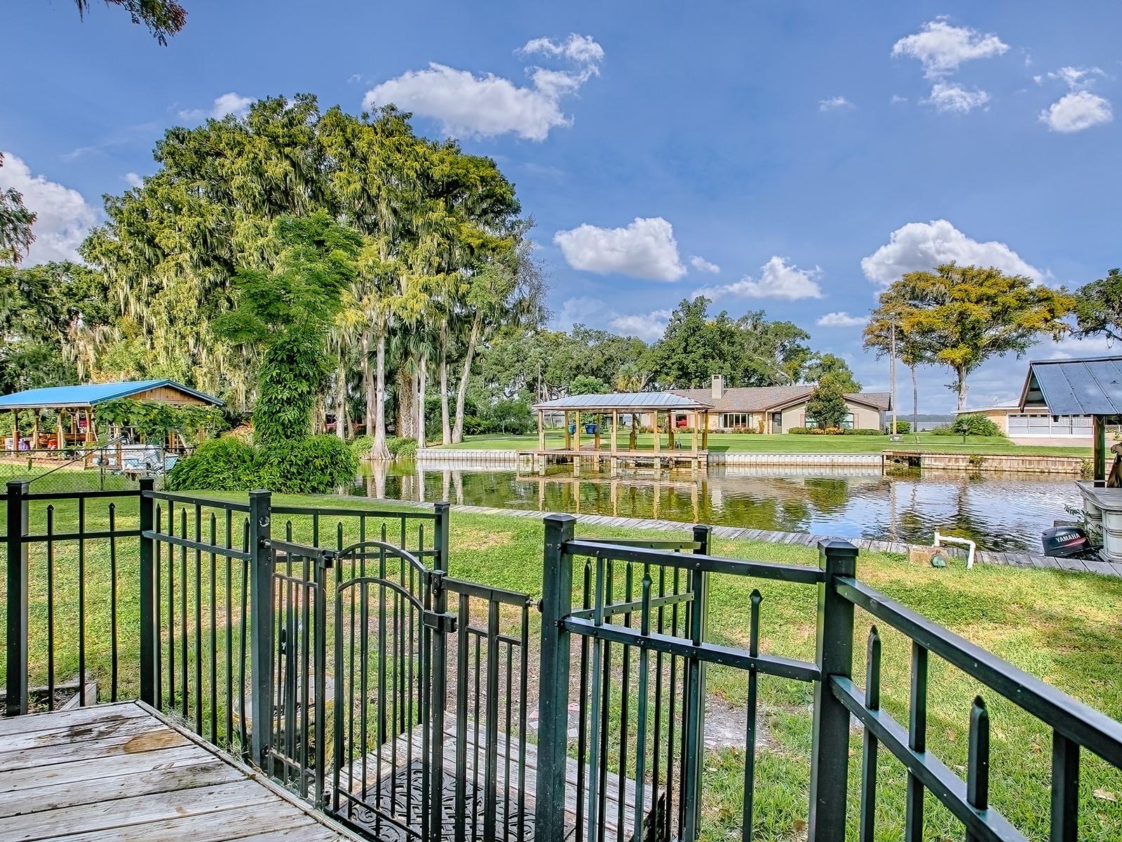 TAVARES NORTH LAKEWOOD PARK - Residential