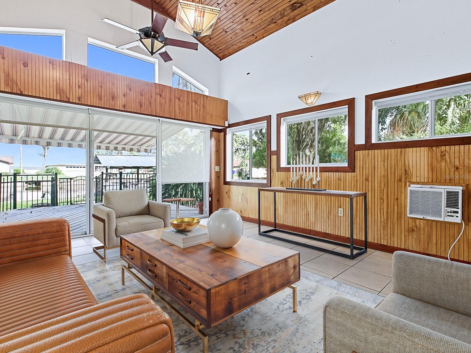 TAVARES NORTH LAKEWOOD PARK - Residential