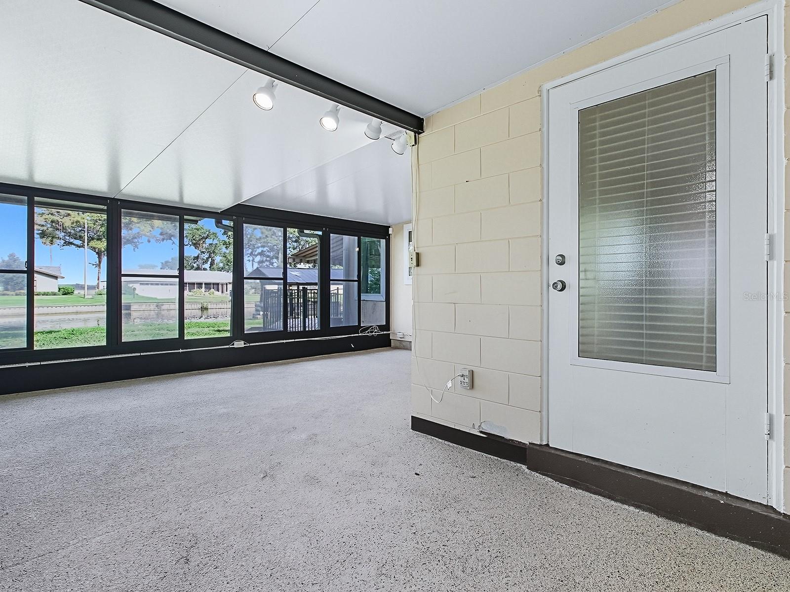 TAVARES NORTH LAKEWOOD PARK - Residential