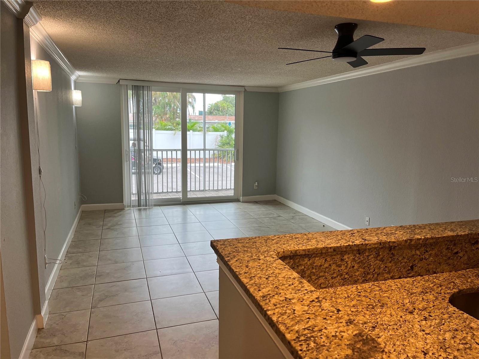 SARASOTA PALMS - Residential Lease