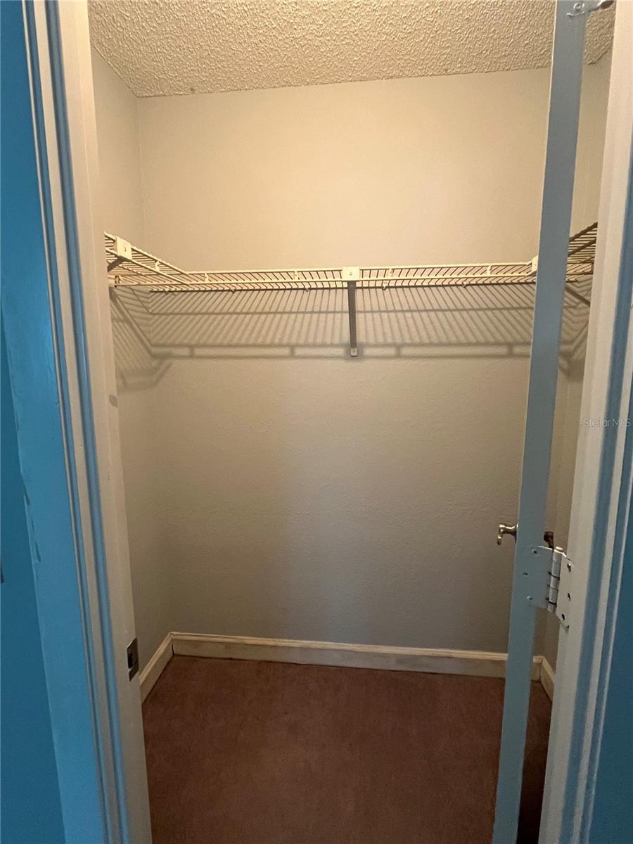 SARASOTA PALMS - Residential Lease