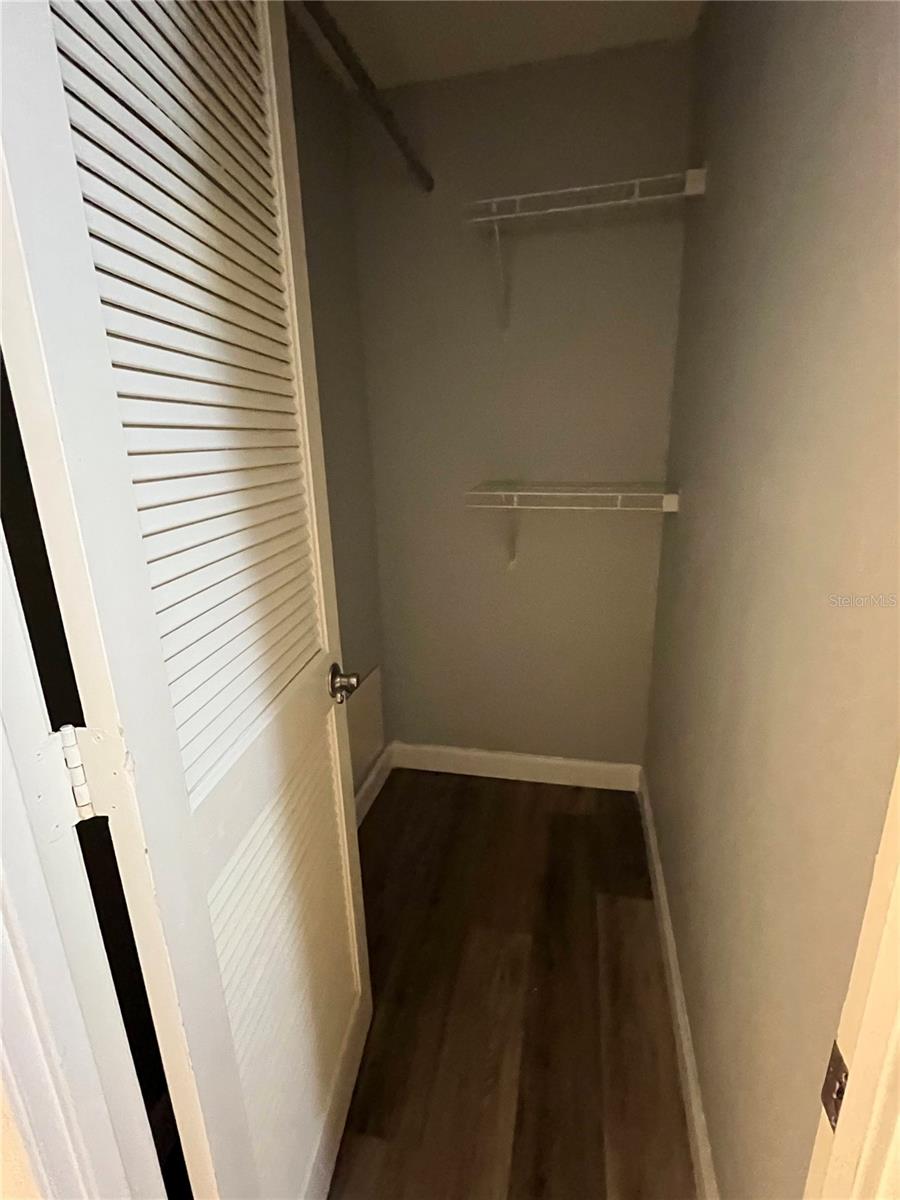 SARASOTA PALMS - Residential Lease