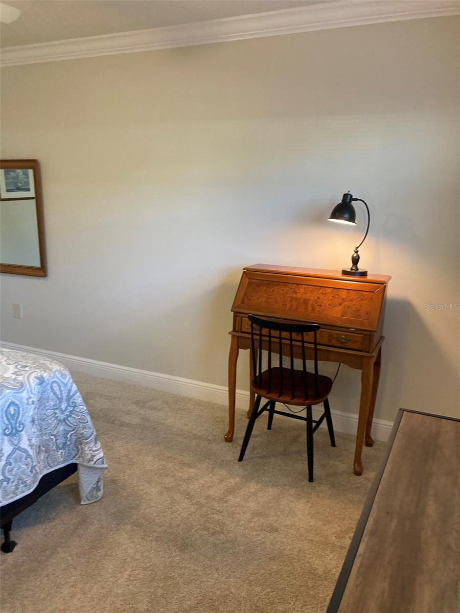 FIVE TOWNS OF ST PETE CONDO NO 308, UNIT 114 - Residential Lease