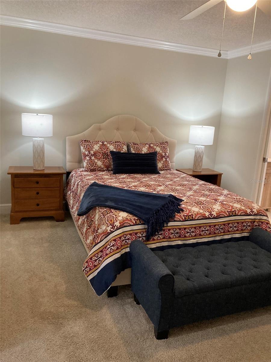 FIVE TOWNS OF ST PETE CONDO NO 308, UNIT 114 - Residential Lease