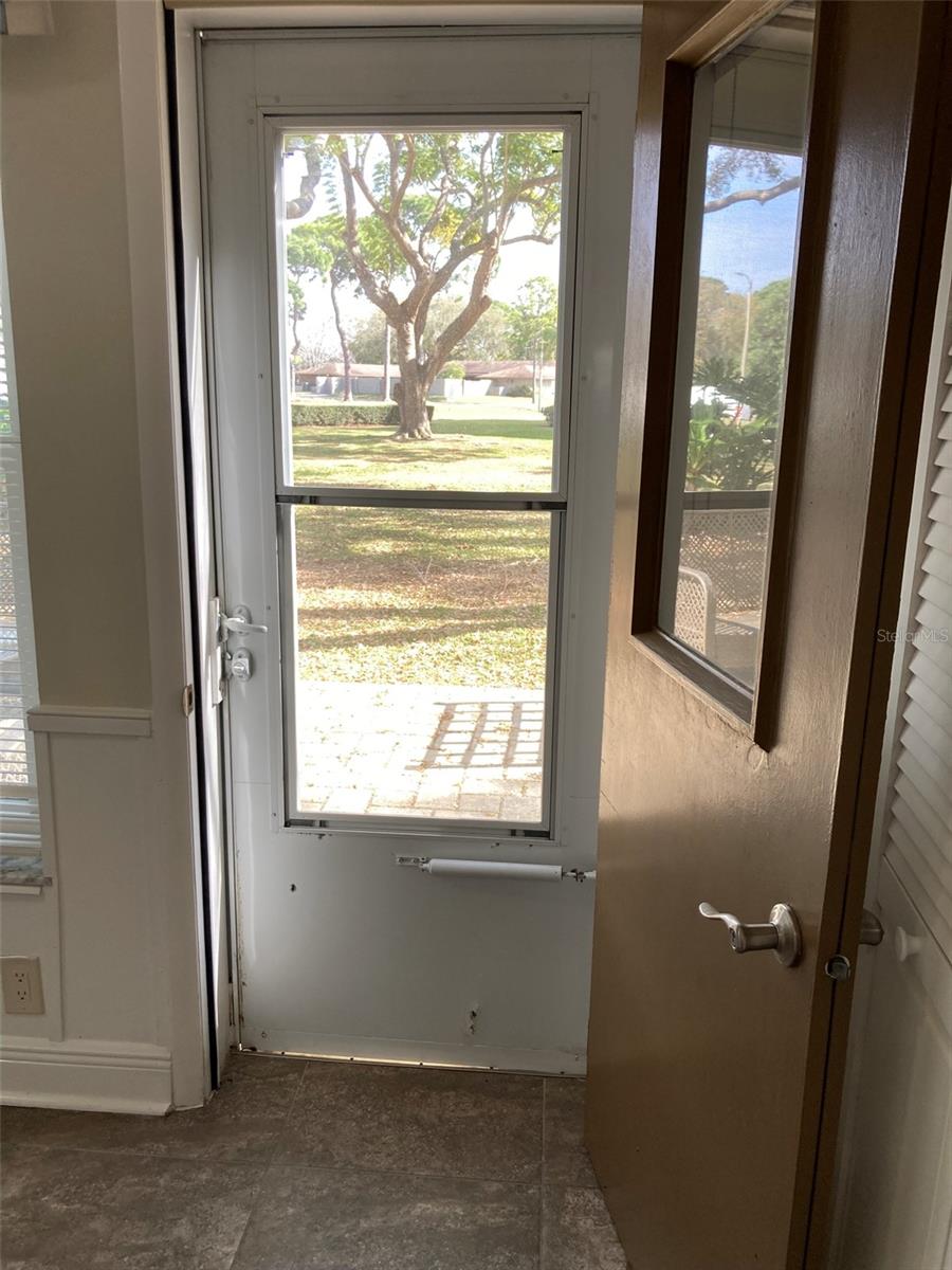 FIVE TOWNS OF ST PETE CONDO NO 308, UNIT 114 - Residential Lease