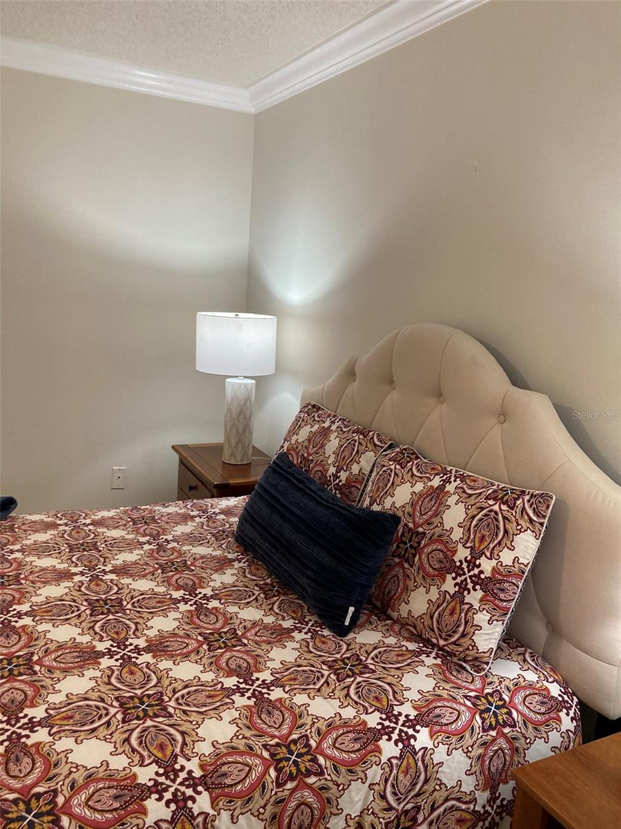 FIVE TOWNS OF ST PETE CONDO NO 308, UNIT 114 - Residential Lease