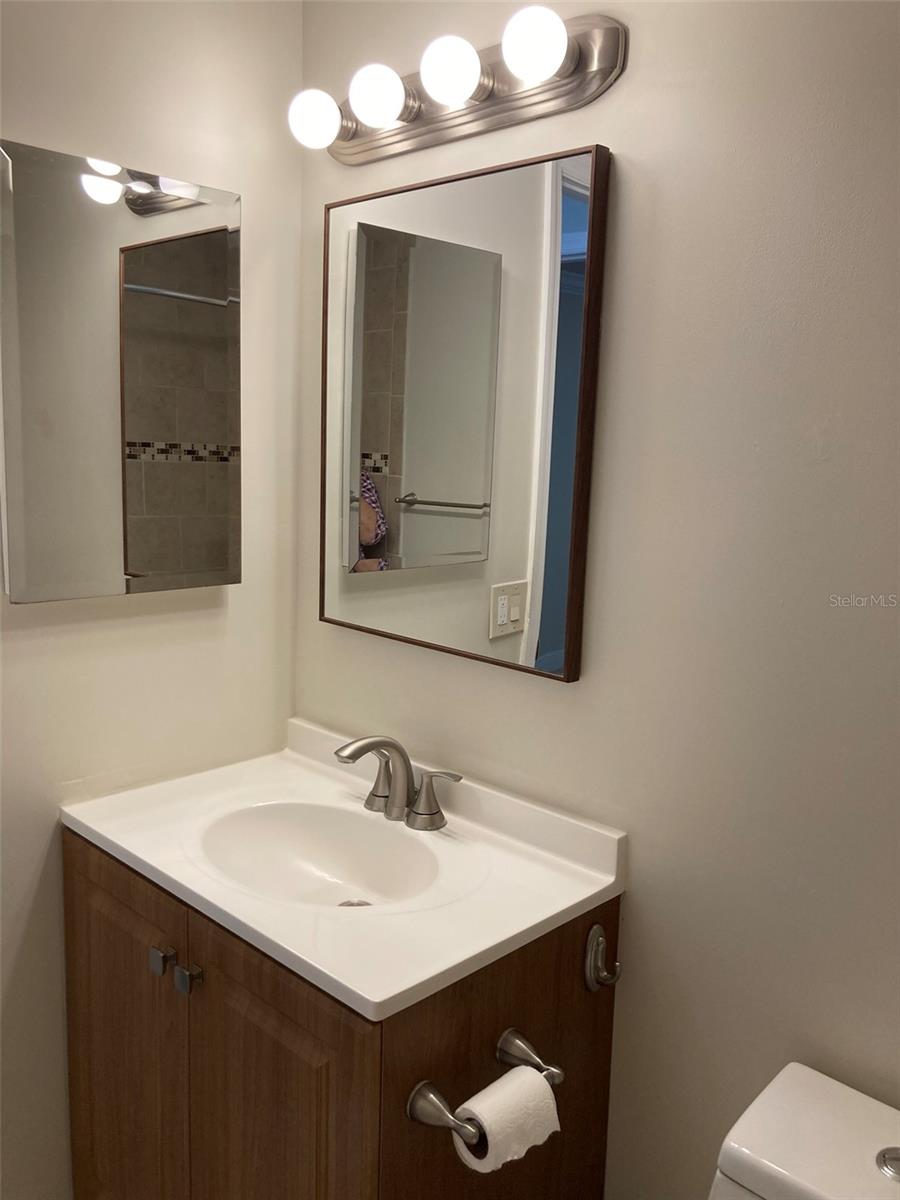 FIVE TOWNS OF ST PETE CONDO NO 308, UNIT 114 - Residential Lease