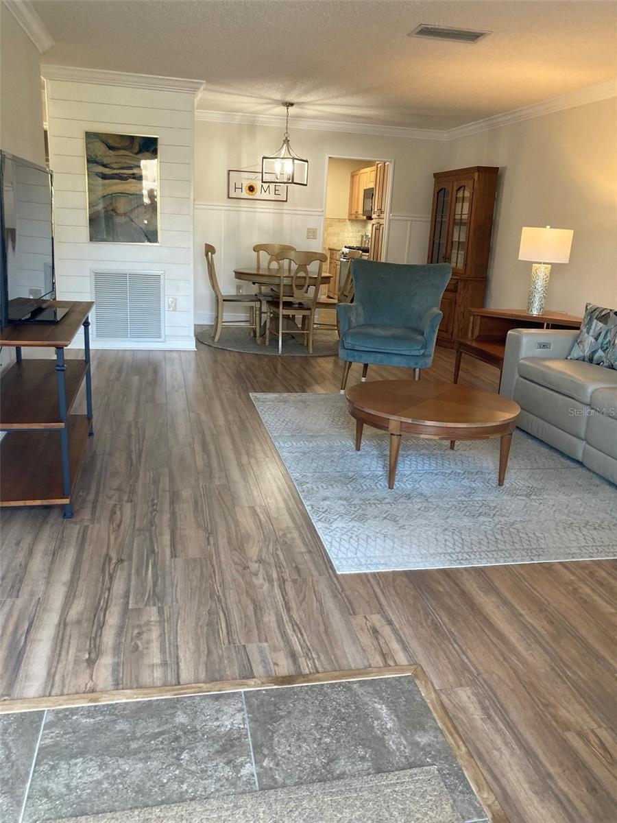 FIVE TOWNS OF ST PETE CONDO NO 308, UNIT 114 - Residential Lease