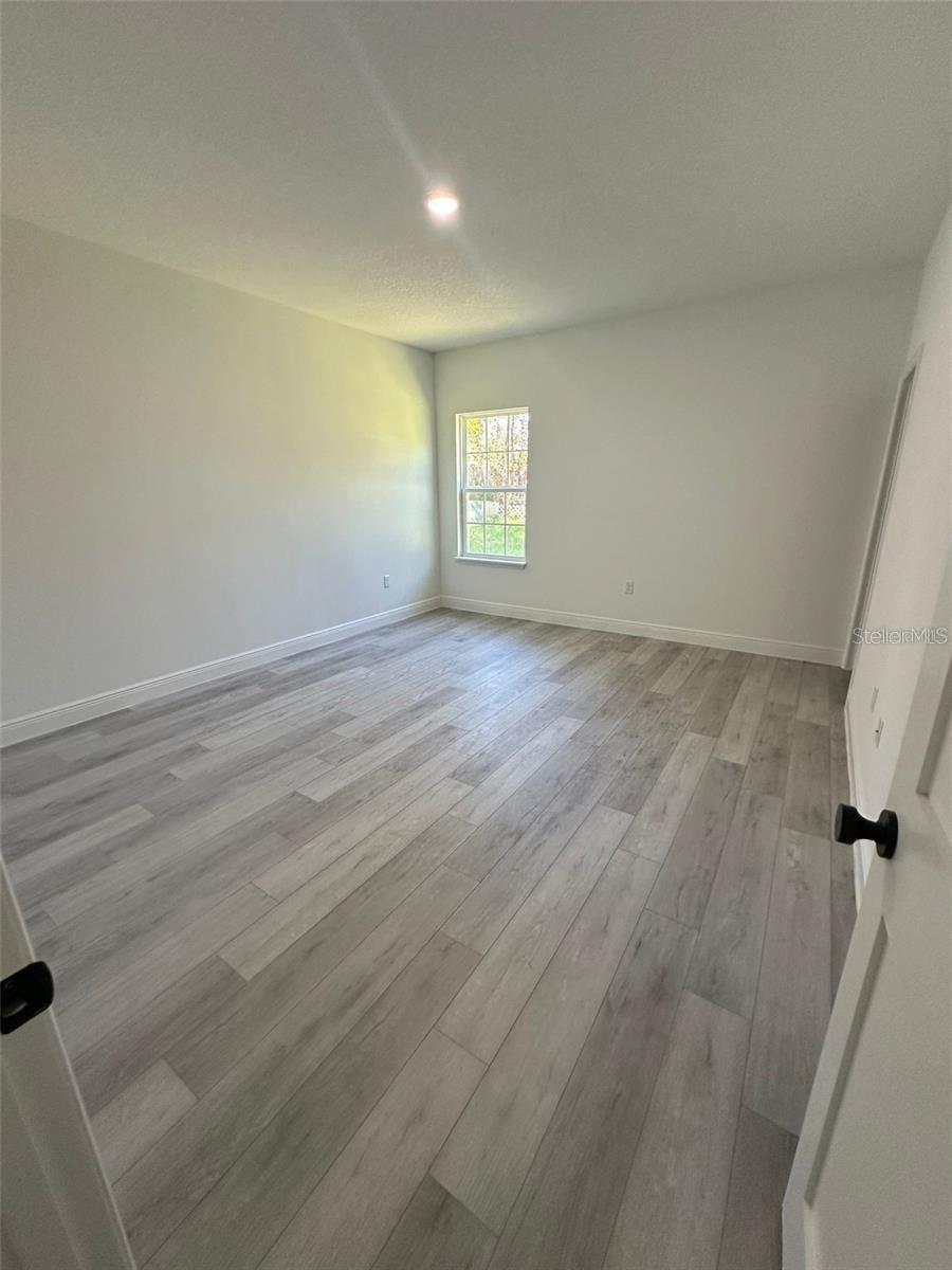 MARION OAKS UN 02 - Residential Lease