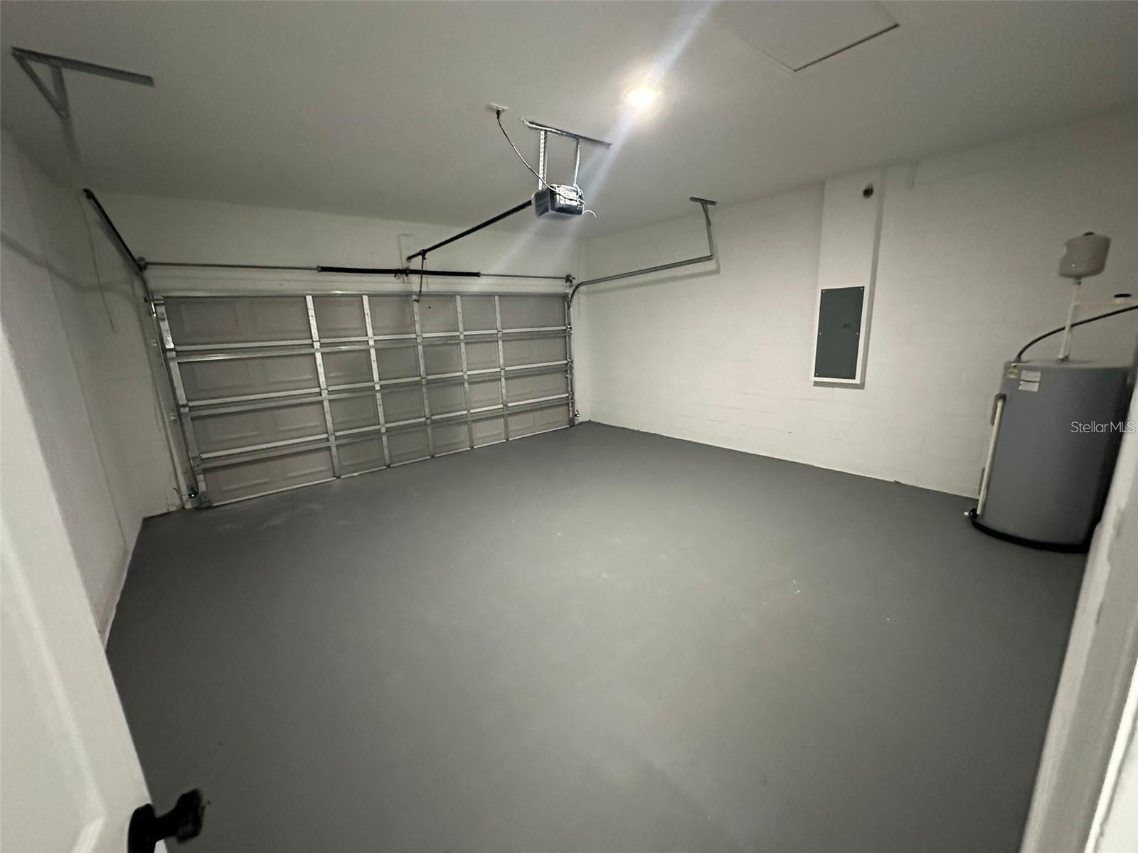 MARION OAKS UN 02 - Residential Lease