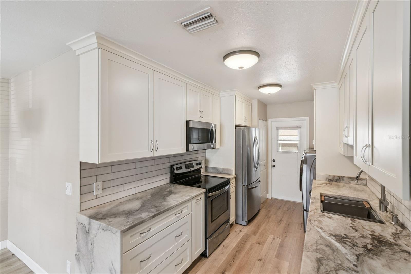 TAVARES RIDGE CONDO - Residential