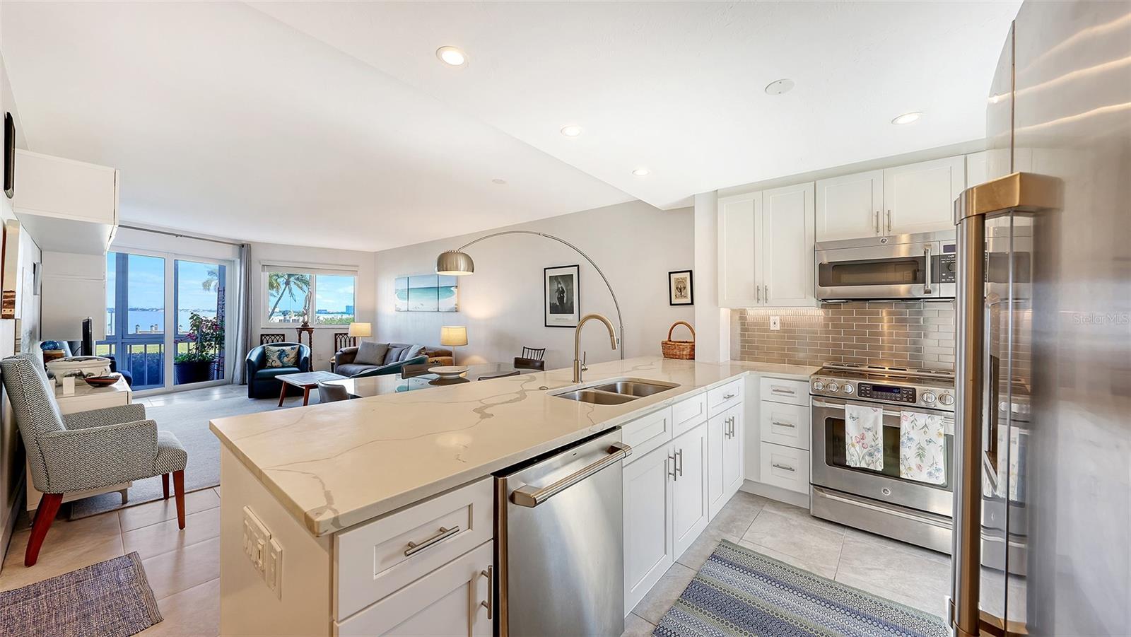 SARASOTA HARBOR EAST - Residential