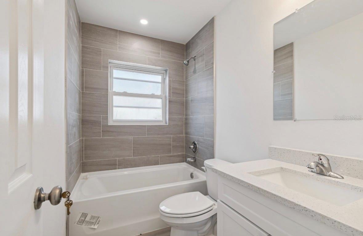 NORTH MADEIRA SHORES - Residential