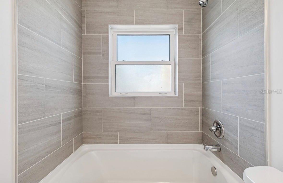 NORTH MADEIRA SHORES - Residential