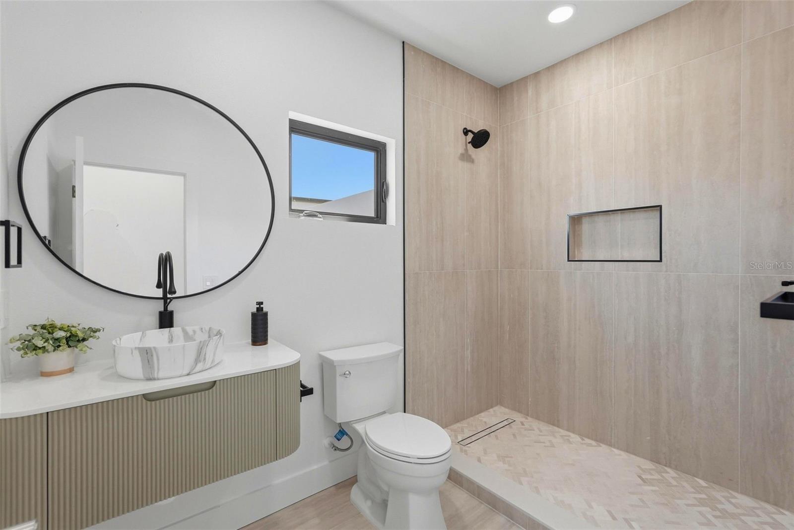 AVALON - Residential