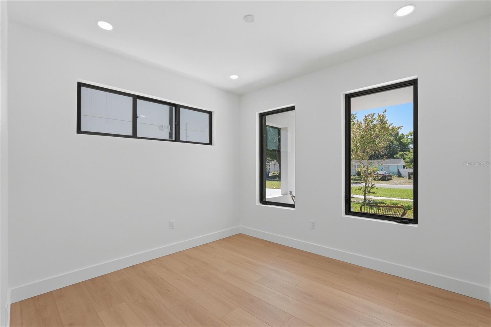 AVALON - Residential