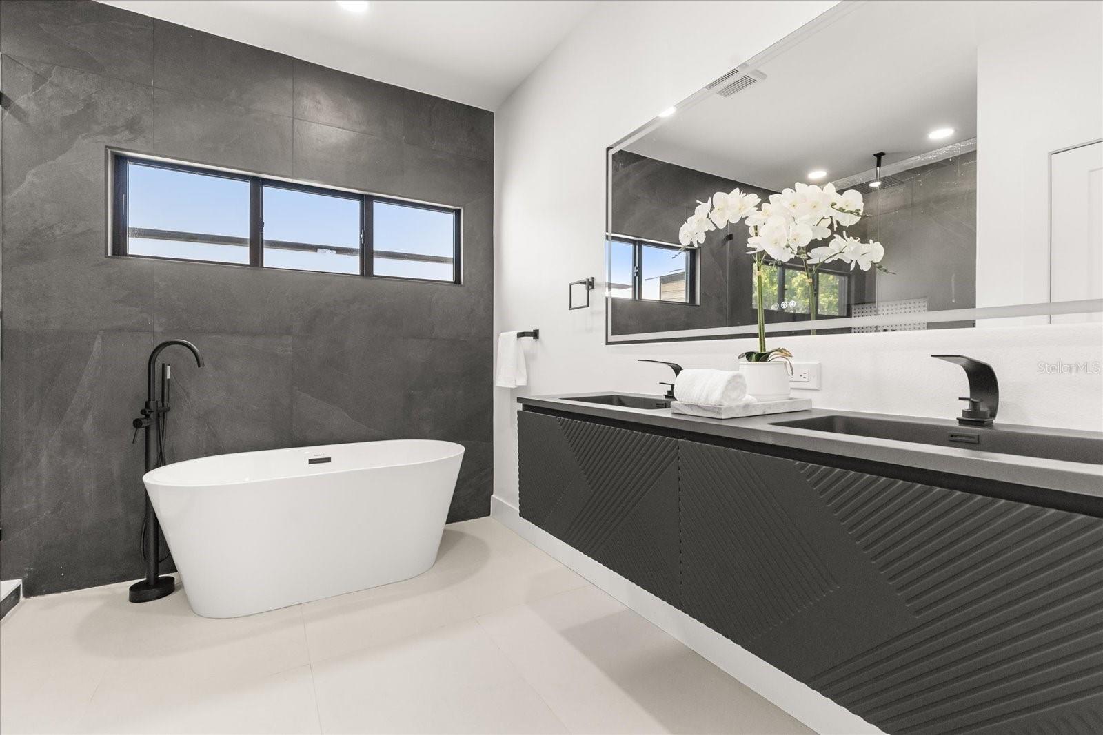 AVALON - Residential