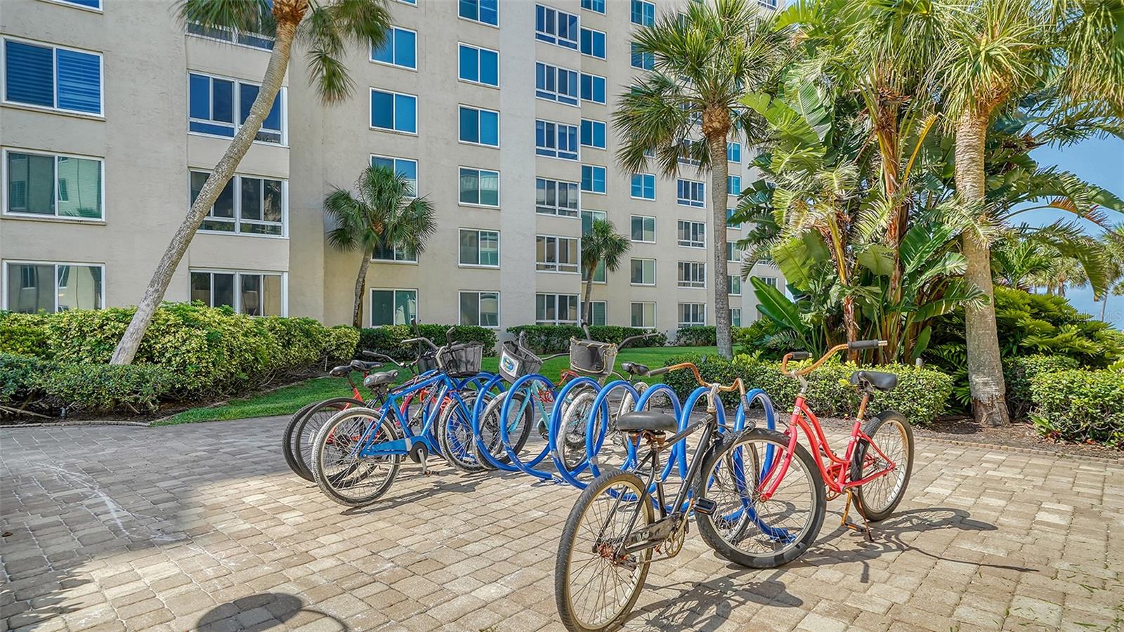 SARASOTA SURF & RACQUET - Residential